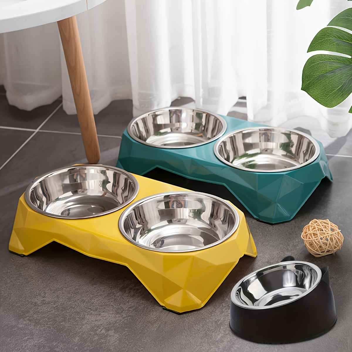 DuoFeast™ Ergonomic Double Elevated Pet Bowls - Optimized for Small Dogs & Cats
