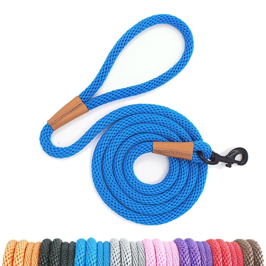 StrongHold™ – Heavy-Duty Nylon Dog Leash with Comfort Grip